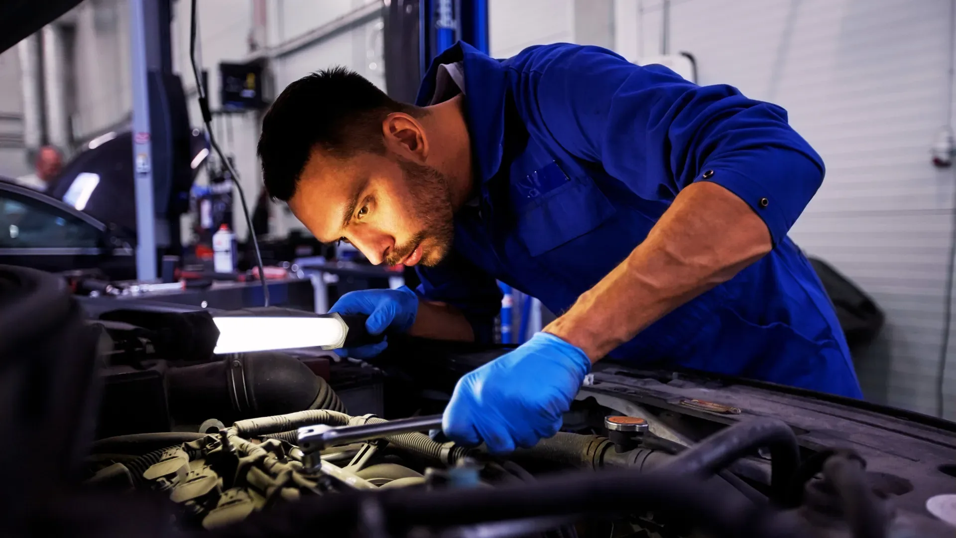 What Mechanics Actually Do in a Full Car Service (and What They Skip!)